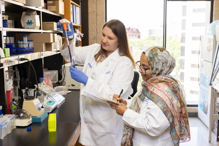 Ashley and Nafisa Pipetting