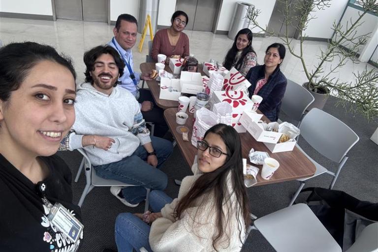 Ranjan Lab team having lunch at a table.