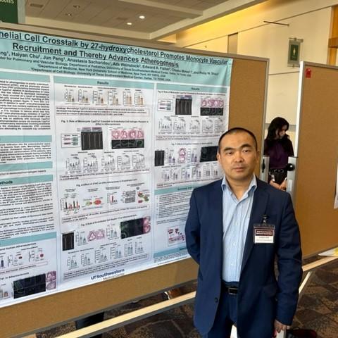 Liming presents his work on macrophage Cyp27a1 and atherosclerosis