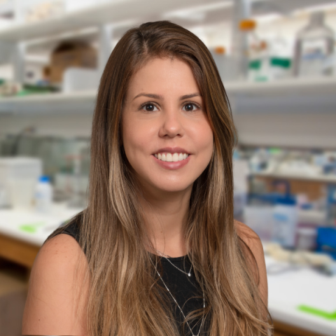 Shiloh Lab member, Beatriz Dias, Ph.D.
